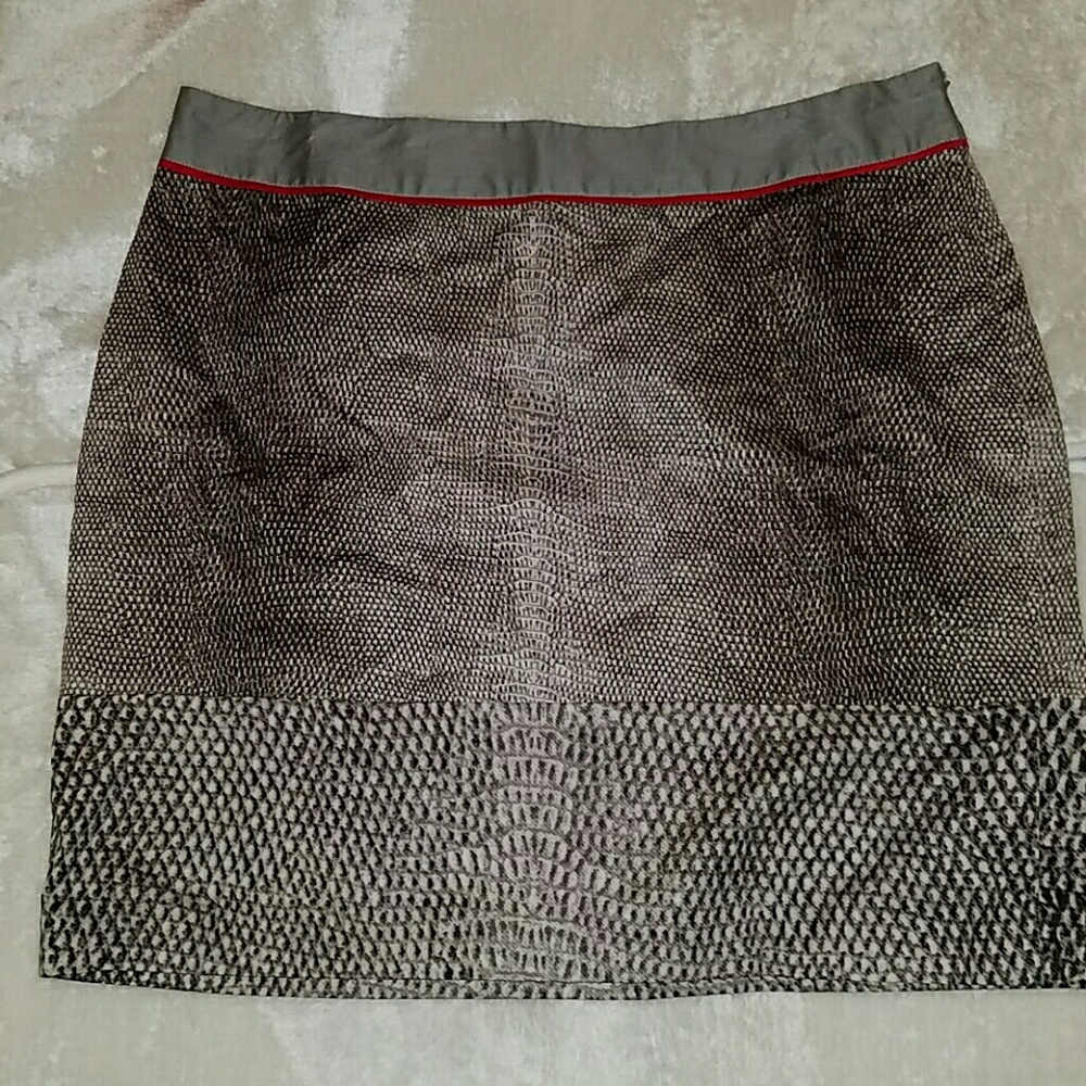 Kenneth Cole snakeskin print skirt